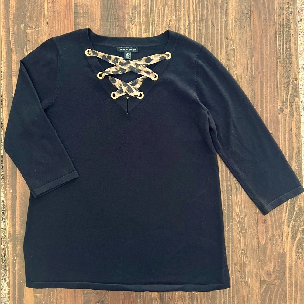 Cable & Gauge 3/4 Sleeve Knit Sweater Black Leopard Print Detail